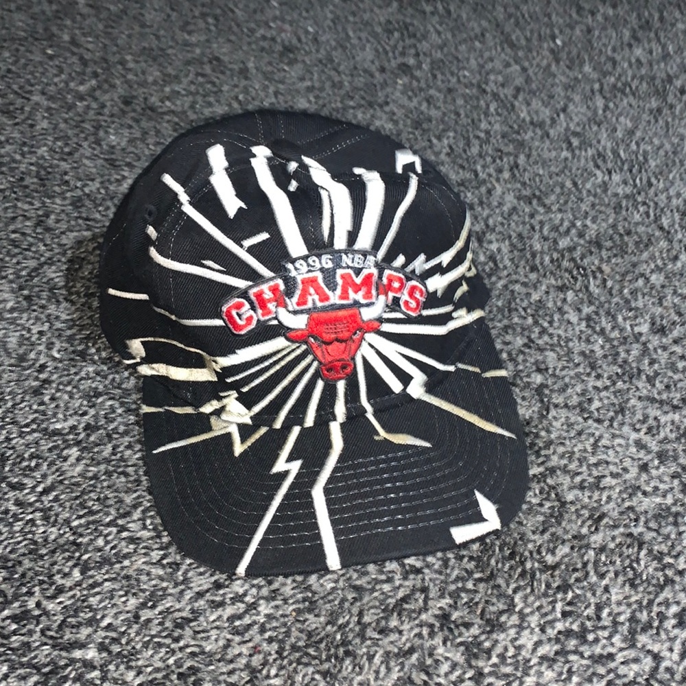 Vintage Chicago Bulls STARTER cap